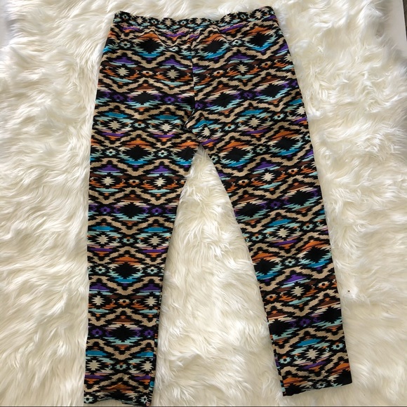 Mimi Chica Elastic Waist Aztec Print Straight Pant - Picture 2 of 9